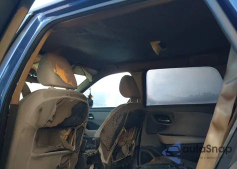 2021 Nissan Rogue Sv Fwd z USA, uszkodzony, nr VIN 5N1AT3BA0MC802096